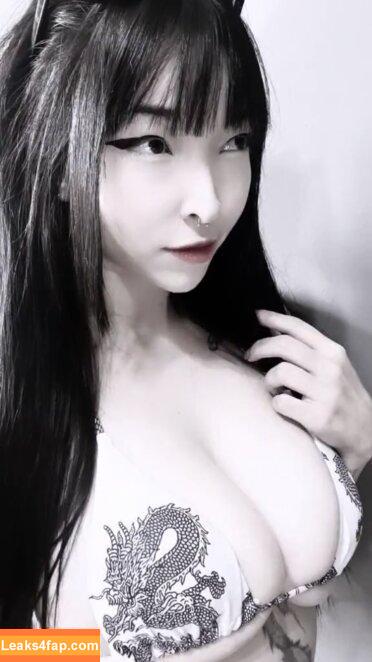 AI Generated Celebrity Nudes /  слитое фото фото #0271