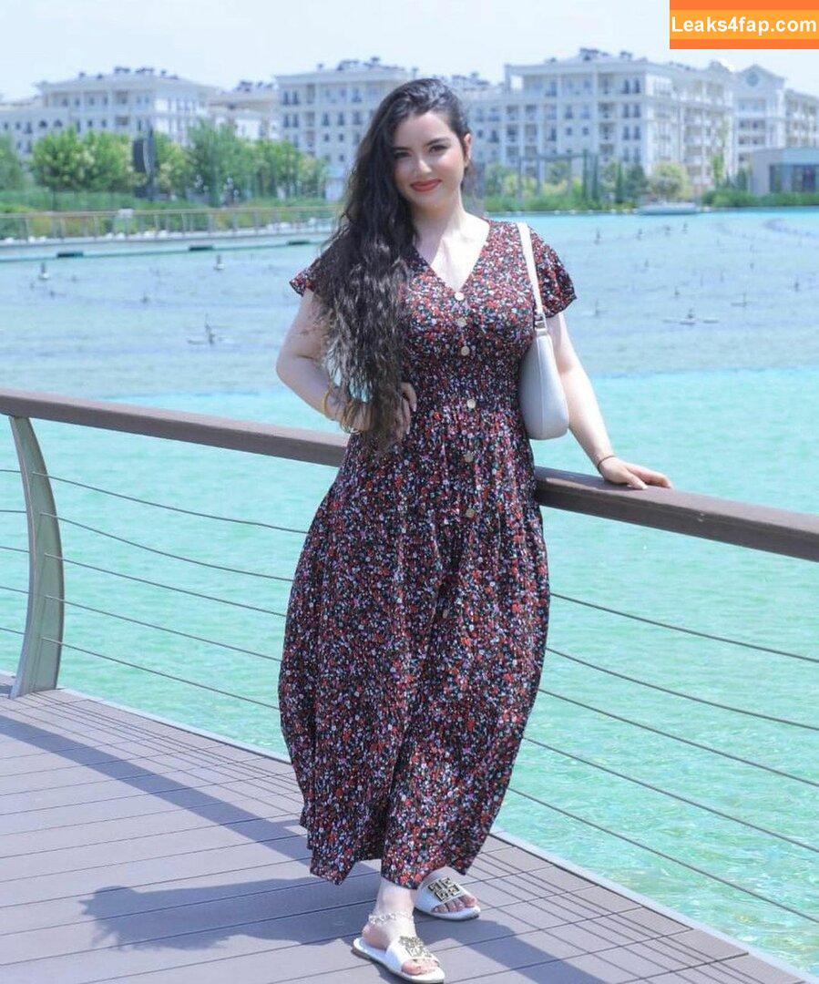 AI Generated Celebrity Nudes /  leaked photo photo #0564