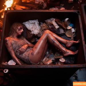 AI Generated Celebrity Nudes photo #0893