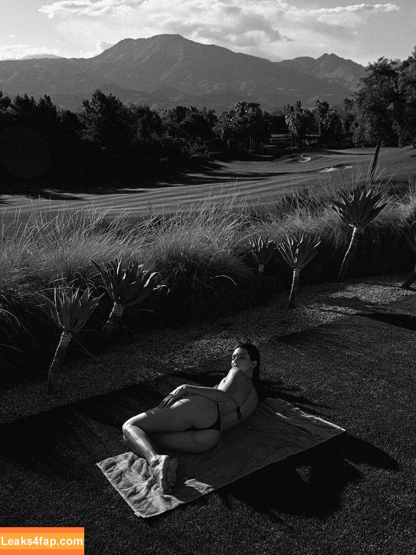 AI Generated Celebrity Nudes /  leaked photo photo #1366