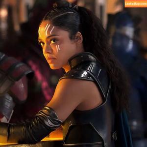 AI Generated Celebrity Nudes photo #1362