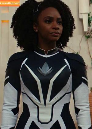 AI Generated Celebrity Nudes photo #1388