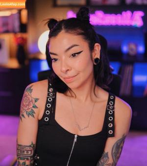 AileenSenpaiReacts photo #0050