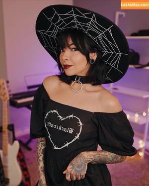 AileenSenpaiReacts photo #0054