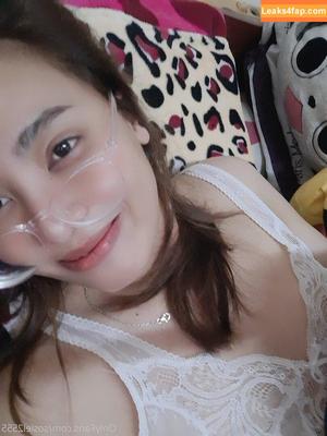aileenth69 photo #0016