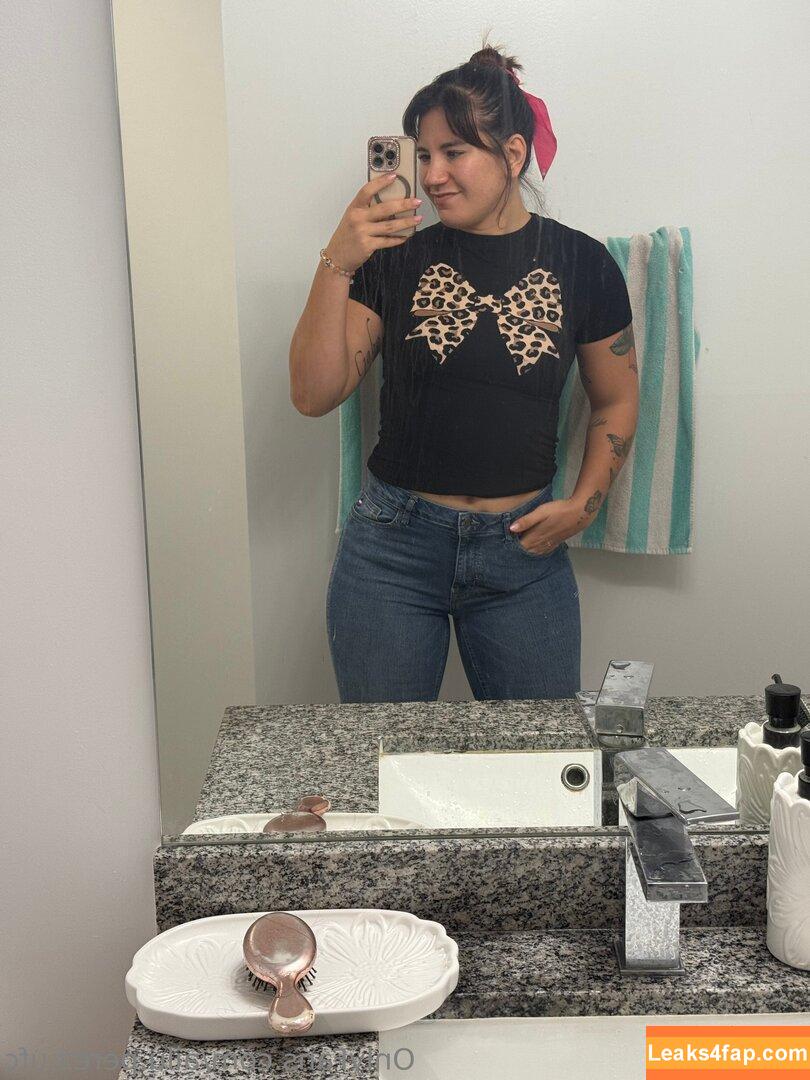 ailu.perez.ufc / ailinperezufc leaked photo photo #0153