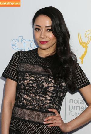 Aimee Garcia photo #0009