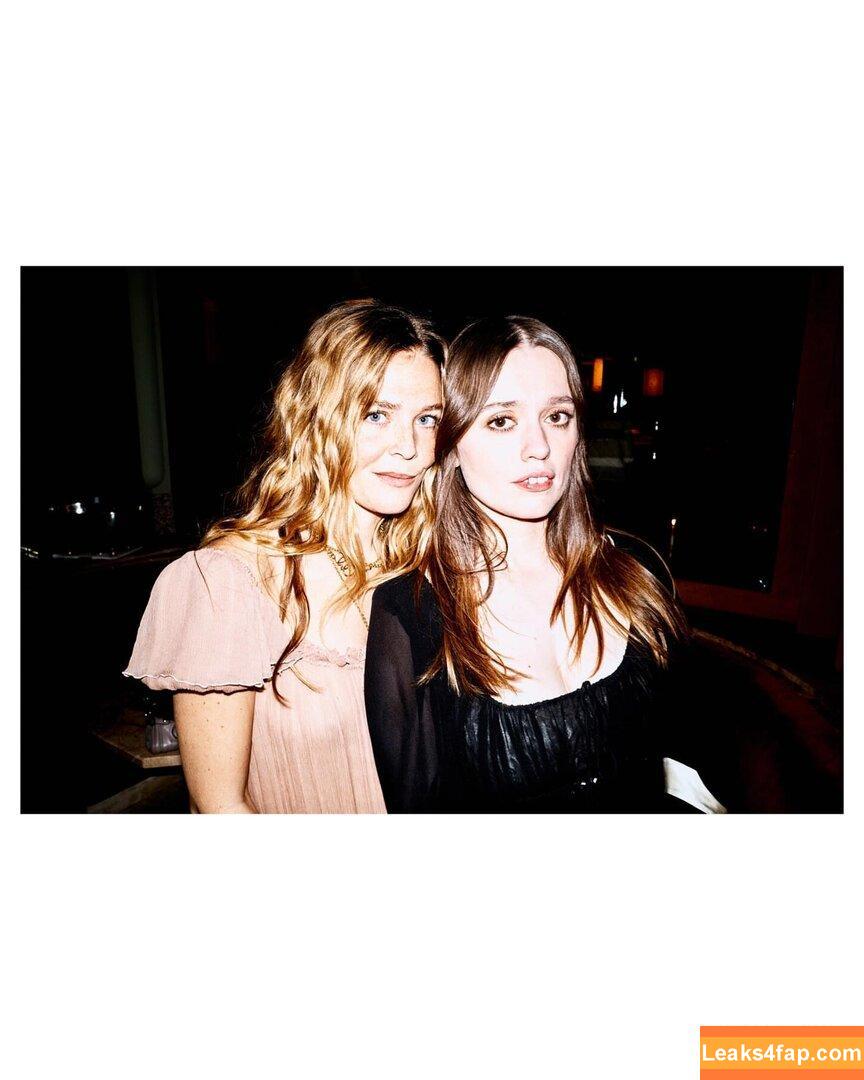 Aimee-Lou Wood / Aimee Lou Wood / aimeelouwood leaked photo photo #0229