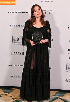 Aimee-Lou Wood photo #0198