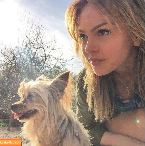 Aimee Richelle Teegarden / aimeeteegarden leaked photo photo #0036