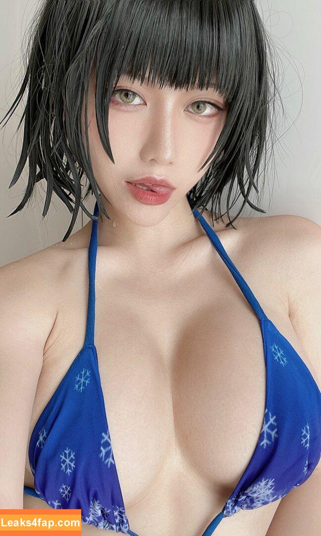 Ain Nguyen / ainnguyen / i_aint_nguyen / iaintnguyen leaked photo photo #0232