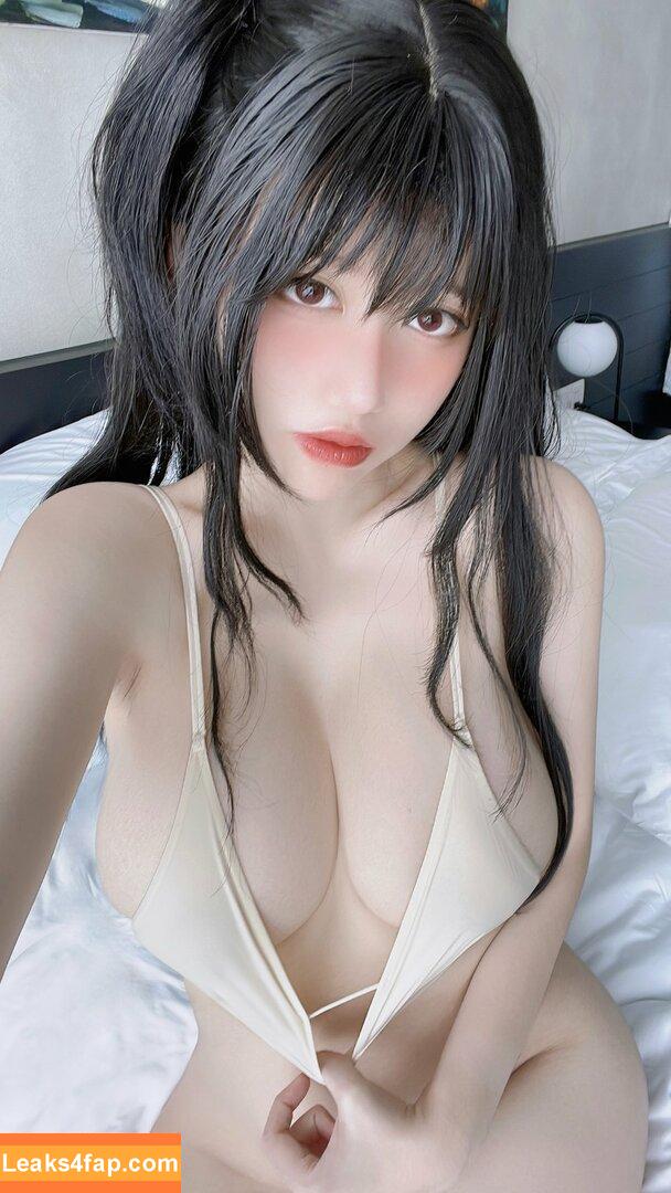Ain Nguyen / ainnguyen / i_aint_nguyen / iaintnguyen leaked photo photo #0391