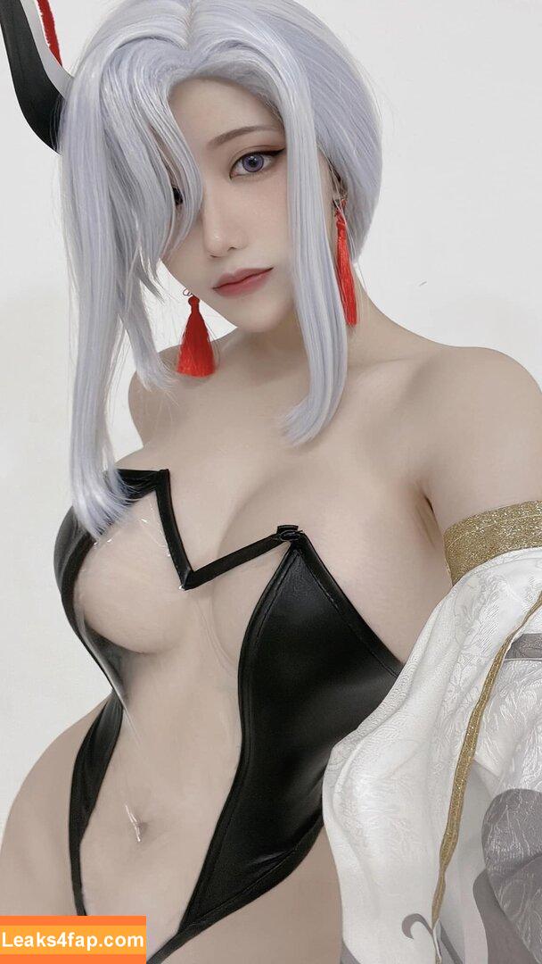 Ain Nguyen / ainnguyen / i_aint_nguyen / iaintnguyen leaked photo photo #0562