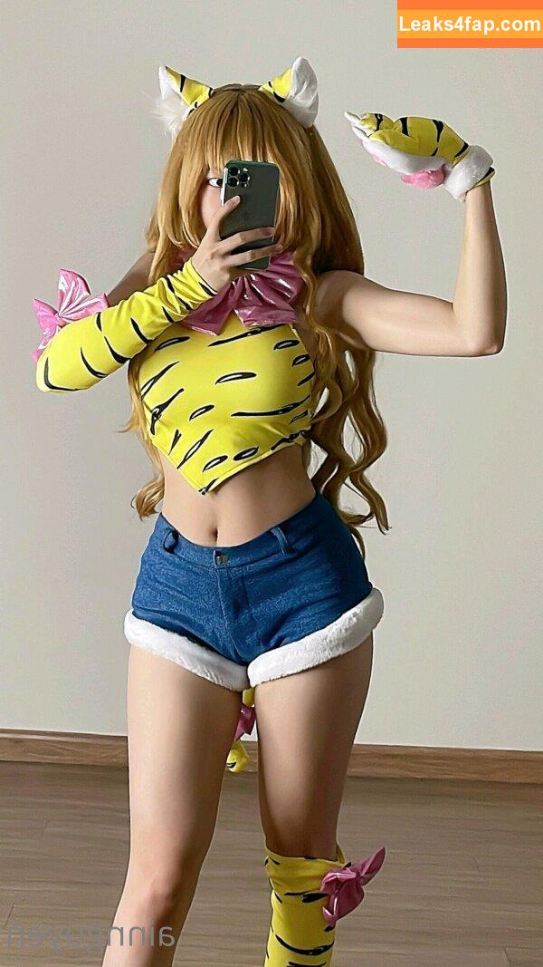Ain Nguyen / ainnguyen / i_aint_nguyen / iaintnguyen leaked photo photo #0573