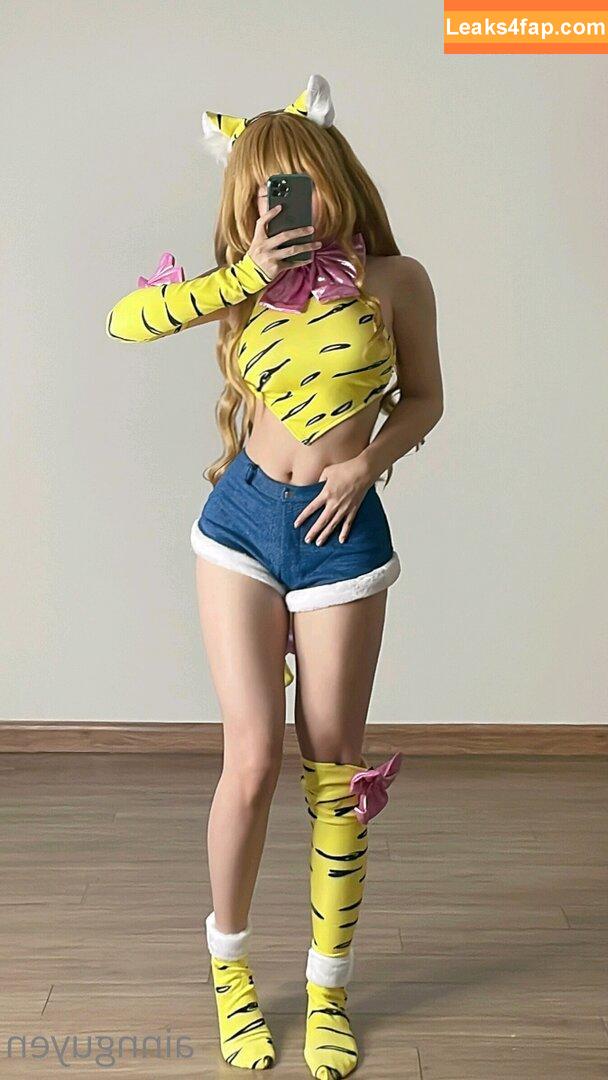 Ain Nguyen / ainnguyen / i_aint_nguyen / iaintnguyen leaked photo photo #0583