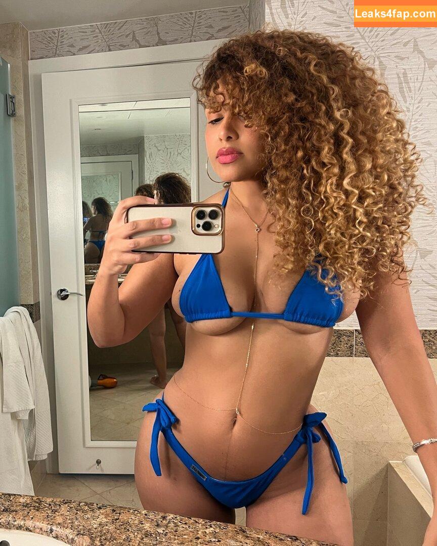 Aisha Thalia / aishaalma / aishathalia leaked photo photo #0080