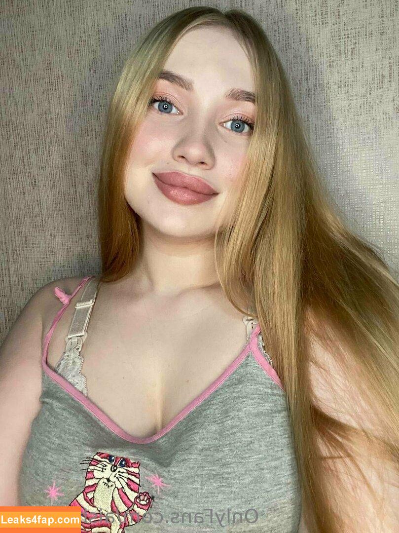 aishi_moon leaked photo photo #0045