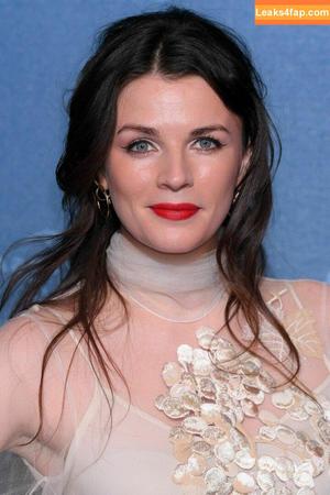 Aisling Bea фото #0029