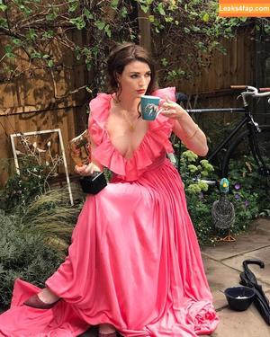 Aisling Bea photo #0069