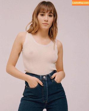 Aitana photo #0024