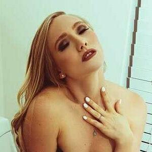 AJ Applegate photo #0010