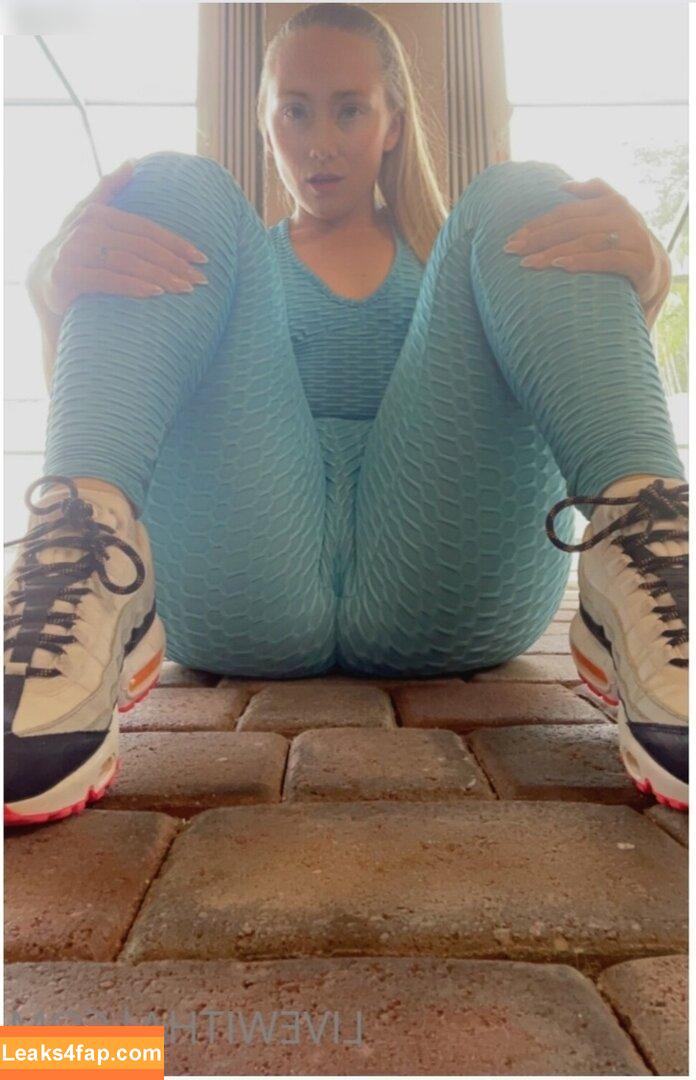 AJ Applegate / AJsApplebooty / ajapplegatelive / realajapplegate слитое фото фото #1899