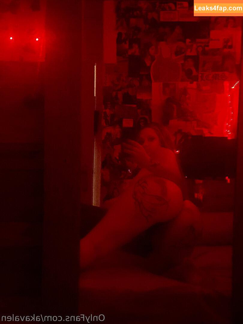 akavalen /  leaked photo photo #0005