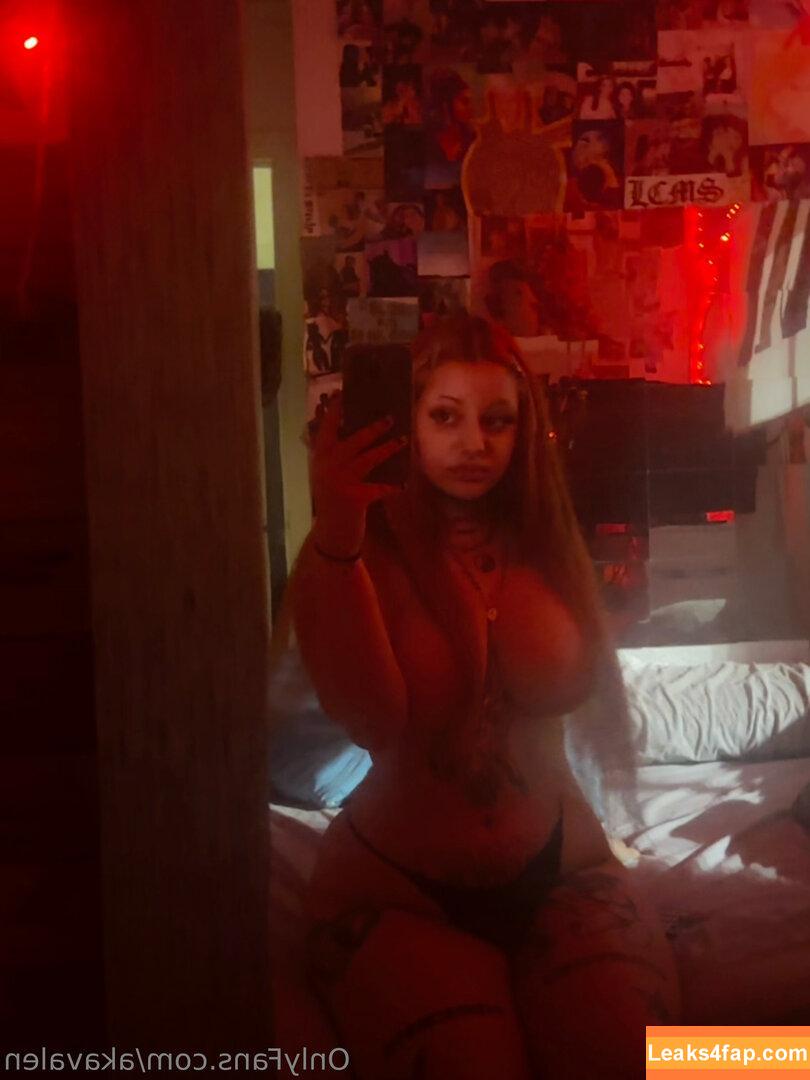 akavalen /  leaked photo photo #0008