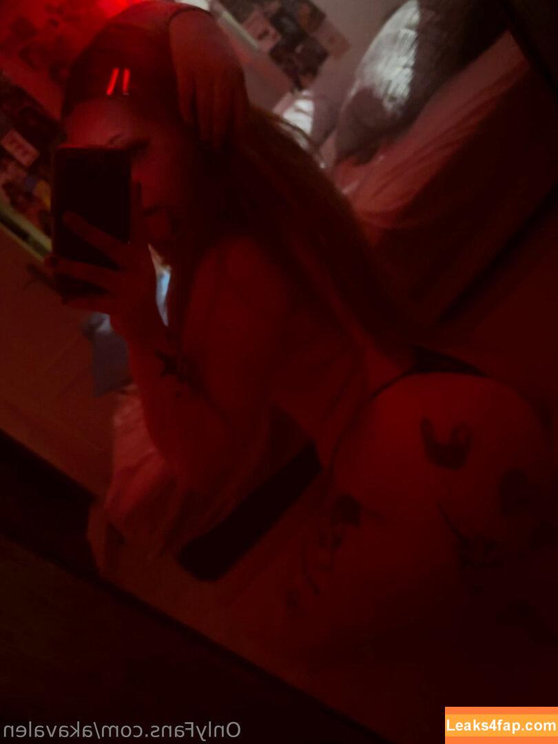 akavalen /  leaked photo photo #0012