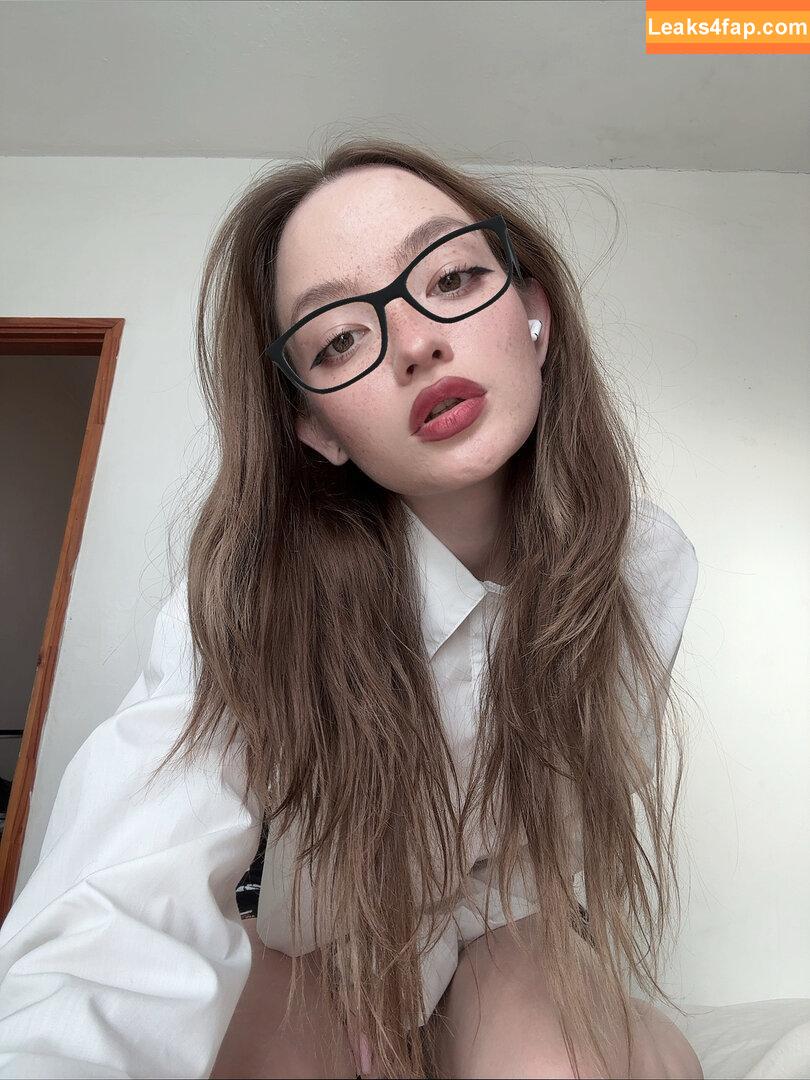 akchoriii / candyfox / pipipixie / sweetcandy leaked photo photo #0114