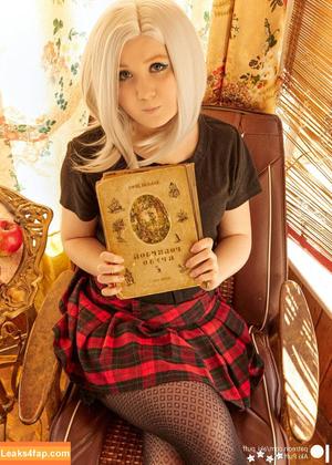 aki_puff photo #0349