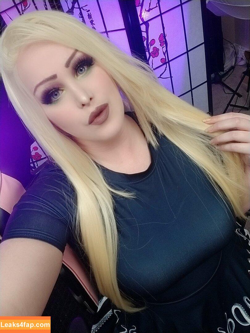 AkiFae | MissFayeFoxx | MissFayeCosplay / akifae_ leaked photo photo #0041