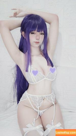 Akihira photo #0002