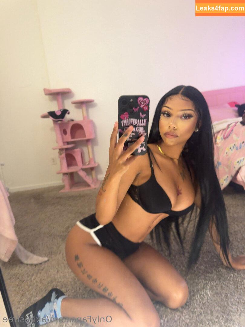 akirasfree / akirabby_xo leaked photo photo #0029