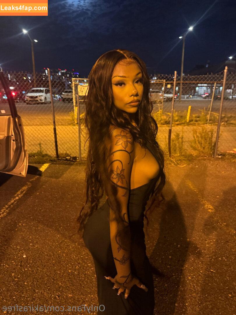 akirasfree / akirabby_xo leaked photo photo #0041