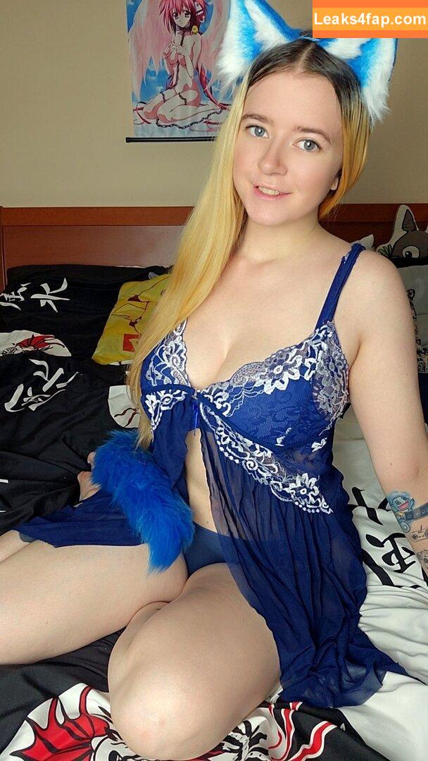 akitacatlady / akita.catlady leaked photo photo #0012