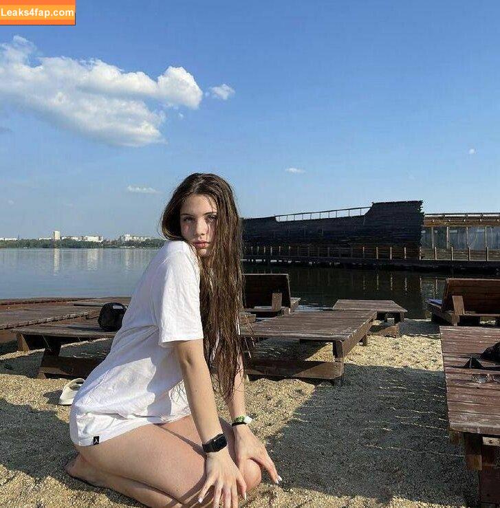 akyuliych / anna.utka22 leaked photo photo #0109