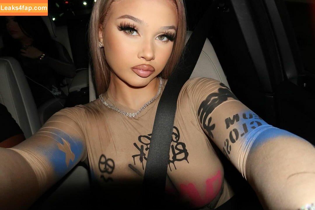 Alabama Barker / alabamaluellabarker leaked photo photo #0162