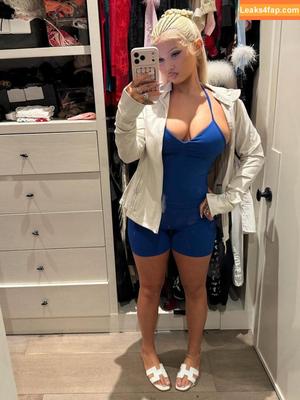 Alabama Barker photo #0319