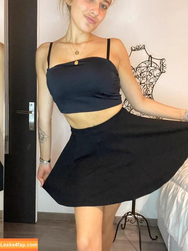 AlaiaJeanneau / Alaïa leaked photo photo #0120