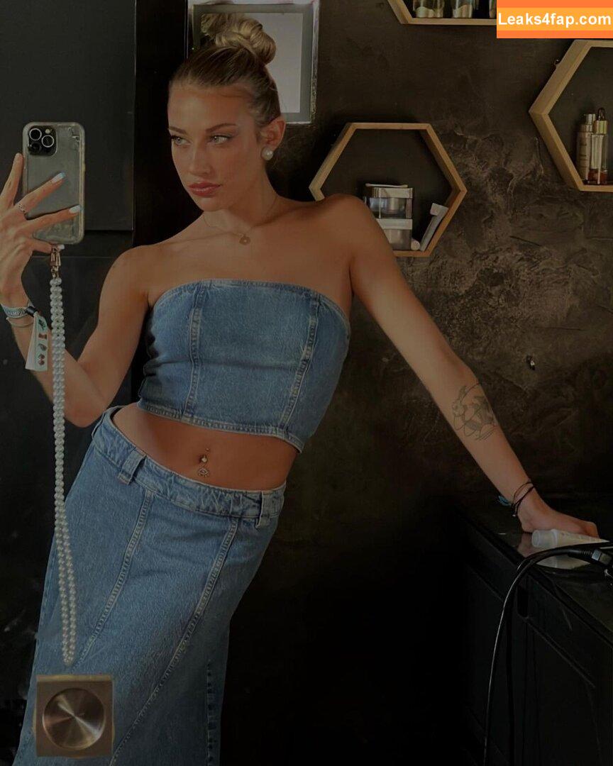 AlaiaJeanneau / Alaïa leaked photo photo #0123