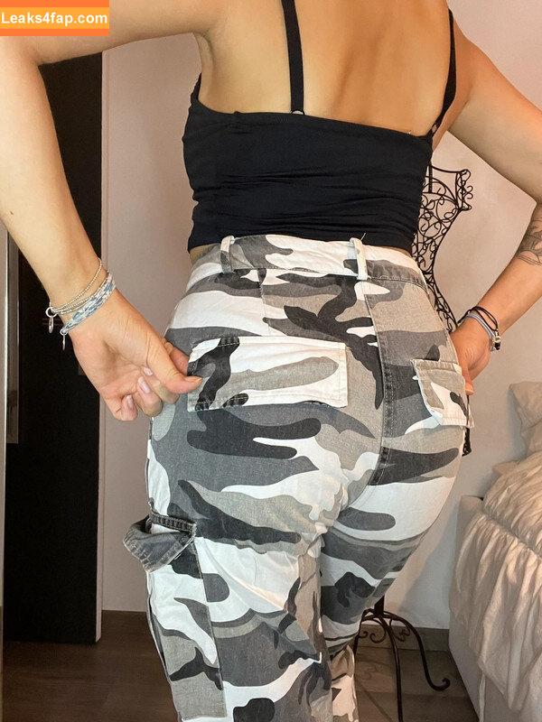 AlaiaJeanneau / Alaïa leaked photo photo #0127