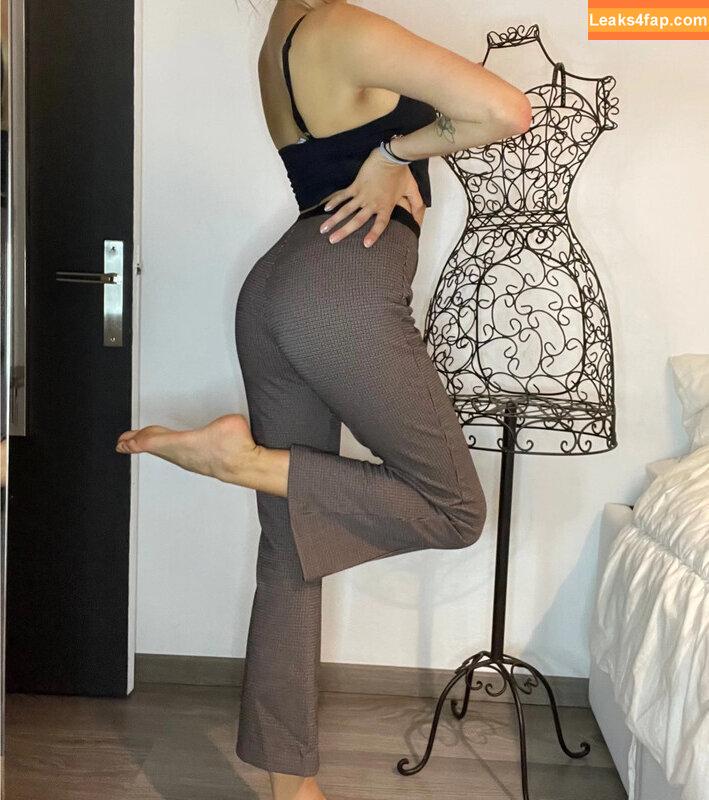 AlaiaJeanneau / Alaïa leaked photo photo #0133