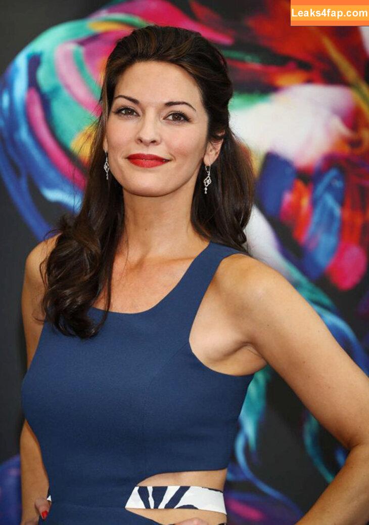 Alana De La Garza / alana_delagarza leaked photo photo #0019