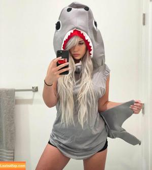 Alanah Pearce photo #0022