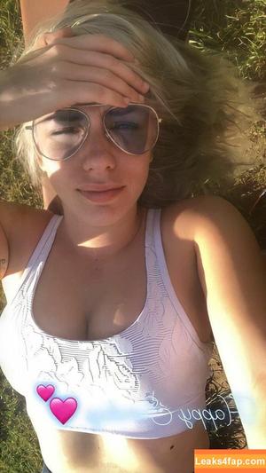 Alanah Pearce photo #0442