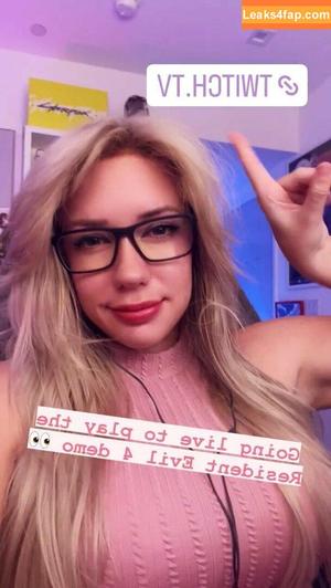 Alanah Pearce photo #0522