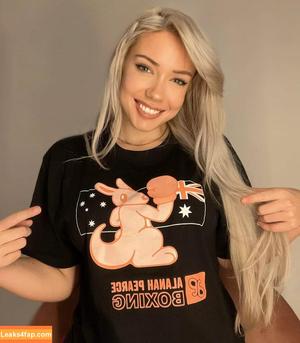 Alanah Pearce photo #0541
