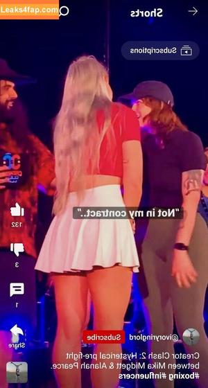 Alanah Pearce photo #0693