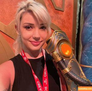 Alanah Pearce photo #0798